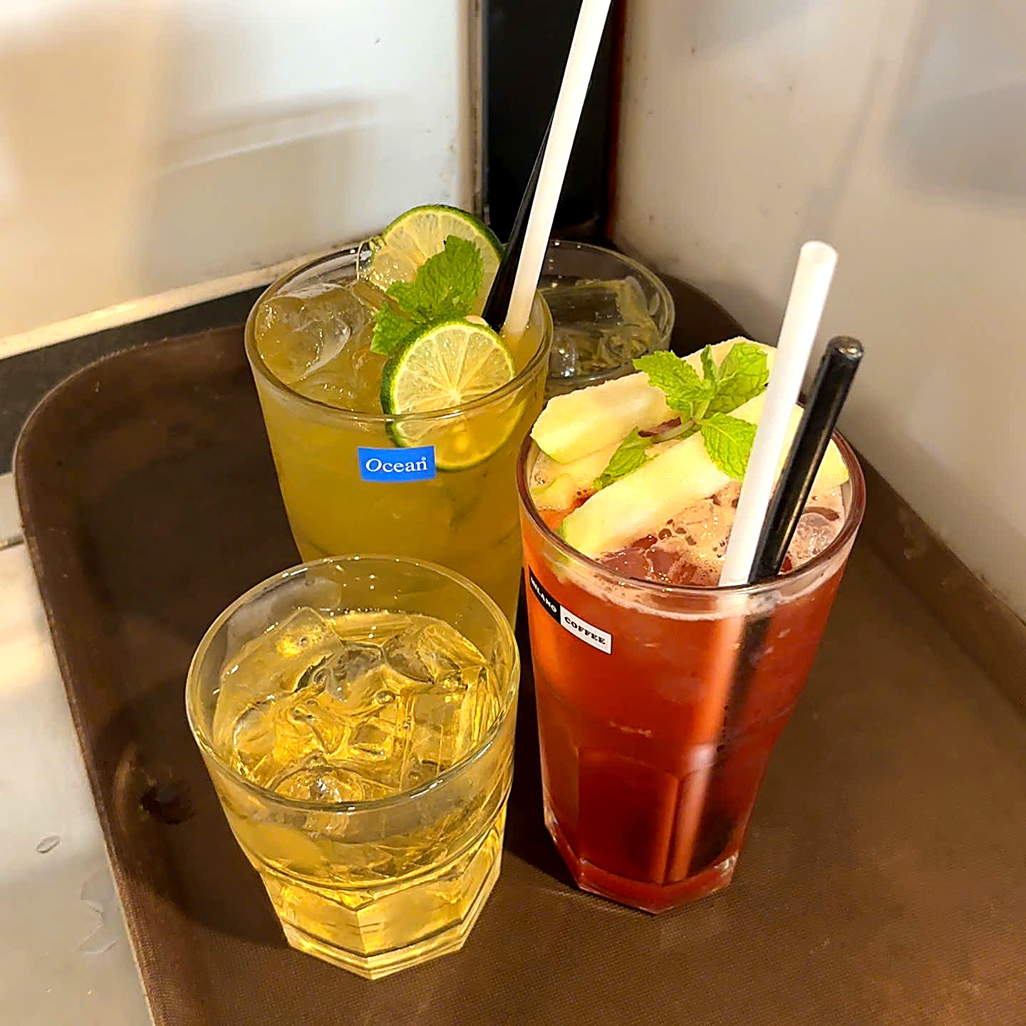 Combo trà trái cây mát lạnh tại Milano Coffee Nhà Gỗ